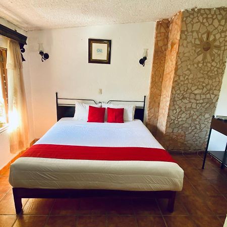 Hotel De Cervantes San Sebastian del Oeste Ngoại thất bức ảnh